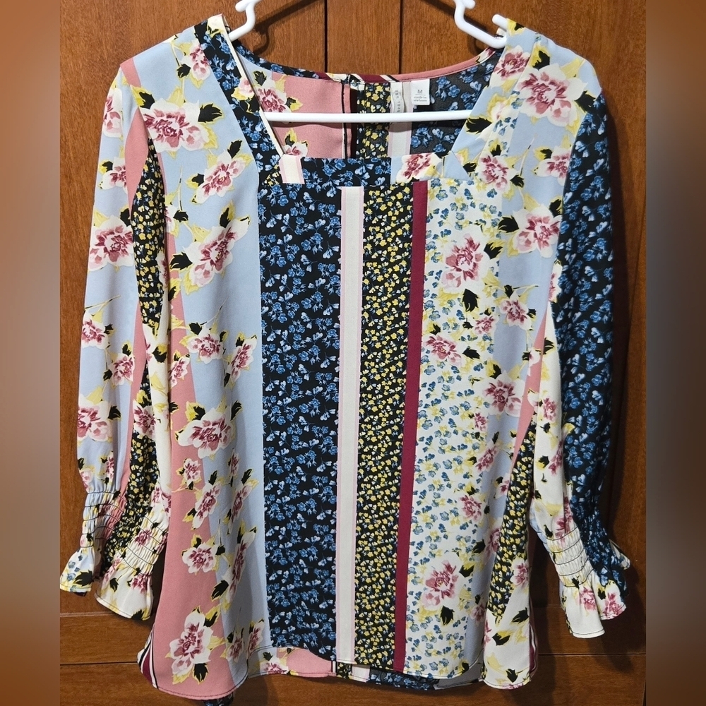 C Est. 1946 Pink and Blue Graphic Ruffled 3/4 Sleeve Blouse - Picture 1 of 4
